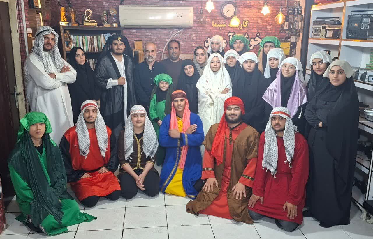 پیوند هنر و معرفت؛ حضور عوامل نمایش «مردی از حله» در آموزشگاه تئاتر کارنامه